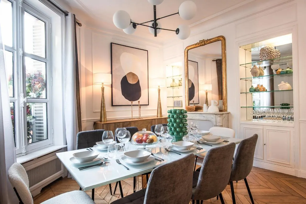 Outstanding Apartment - 8 Guests Between Tour Eiffel And Invalides París 0*,