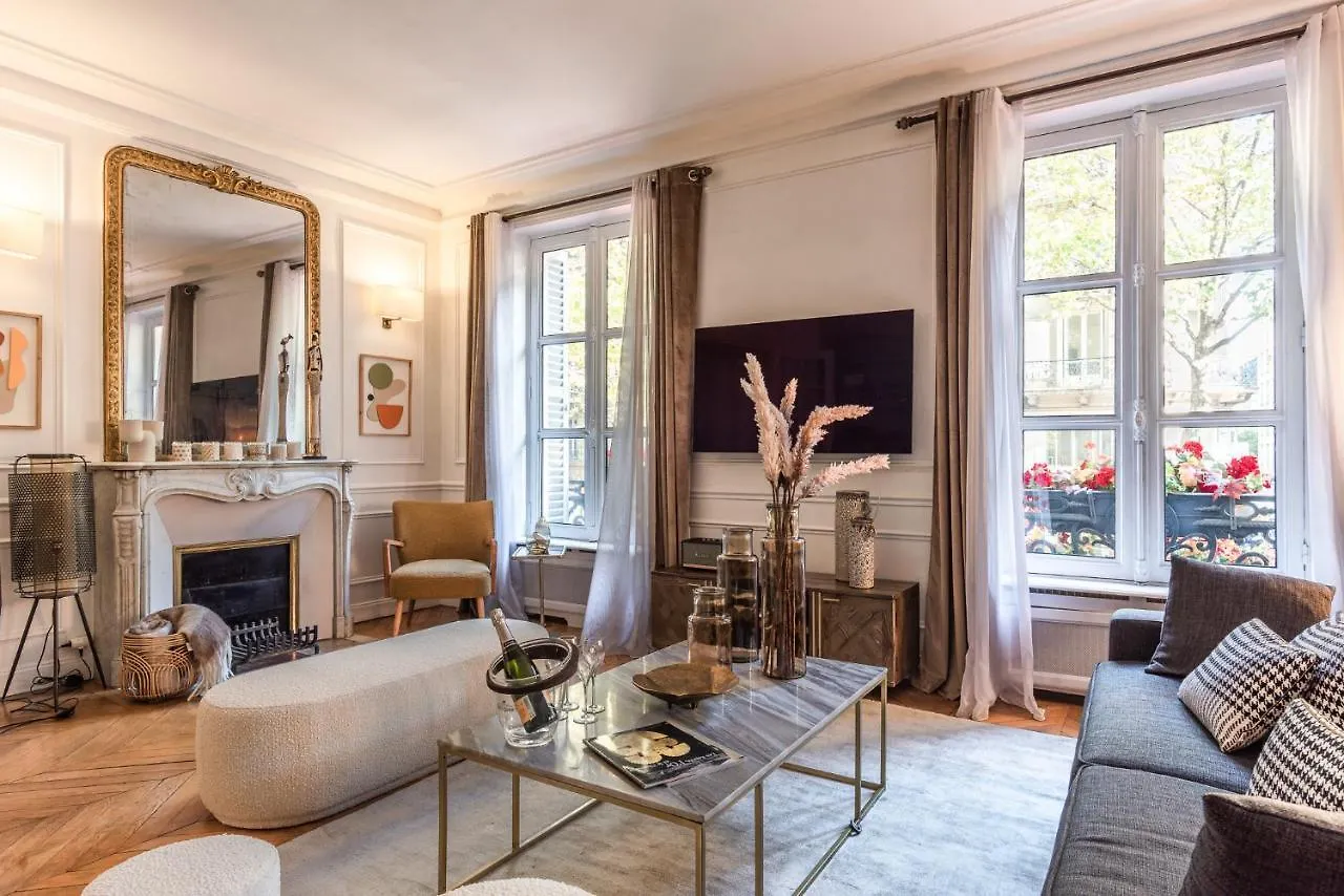 Outstanding Apartment - 8 Guests Between Tour Eiffel And Invalides París Francia