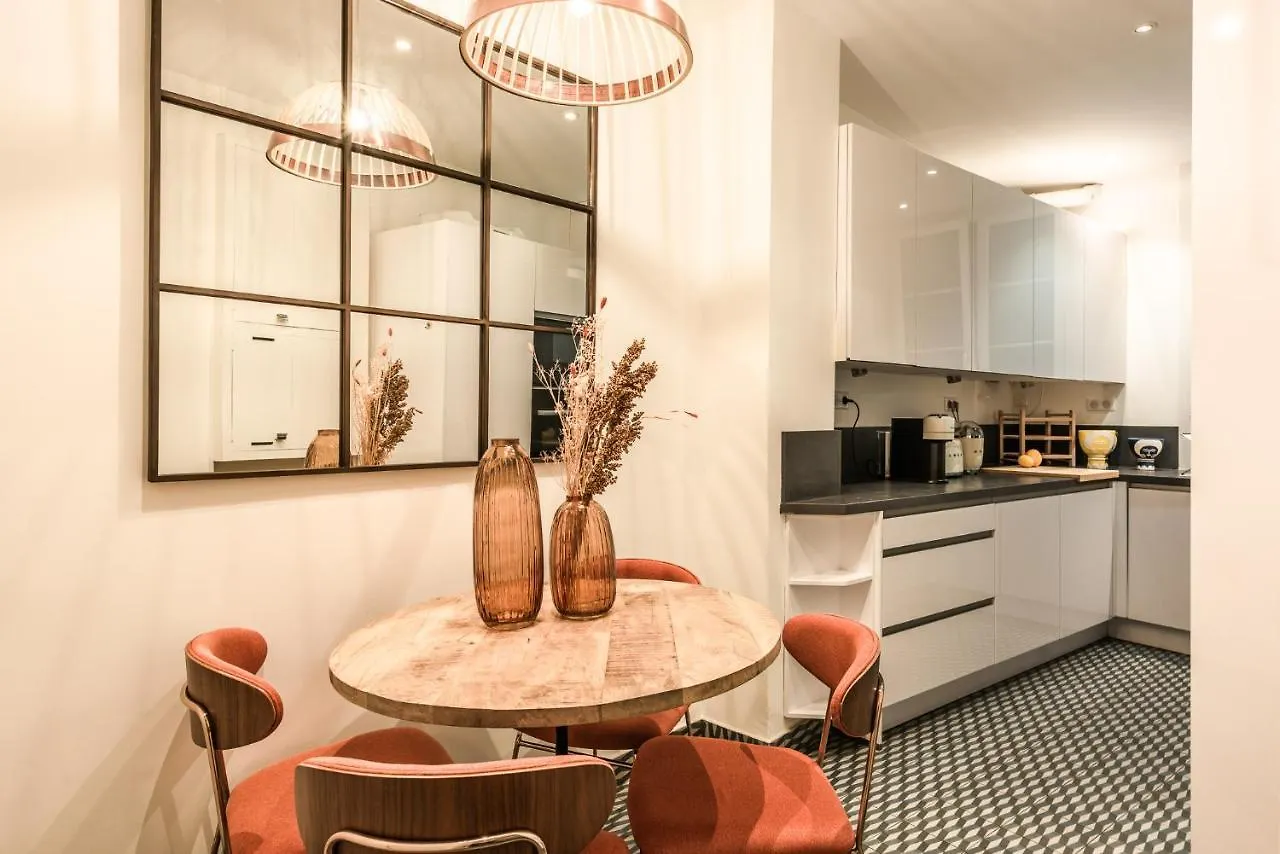 Outstanding Apartment - 8 Guests Between Tour Eiffel And Invalides Paris