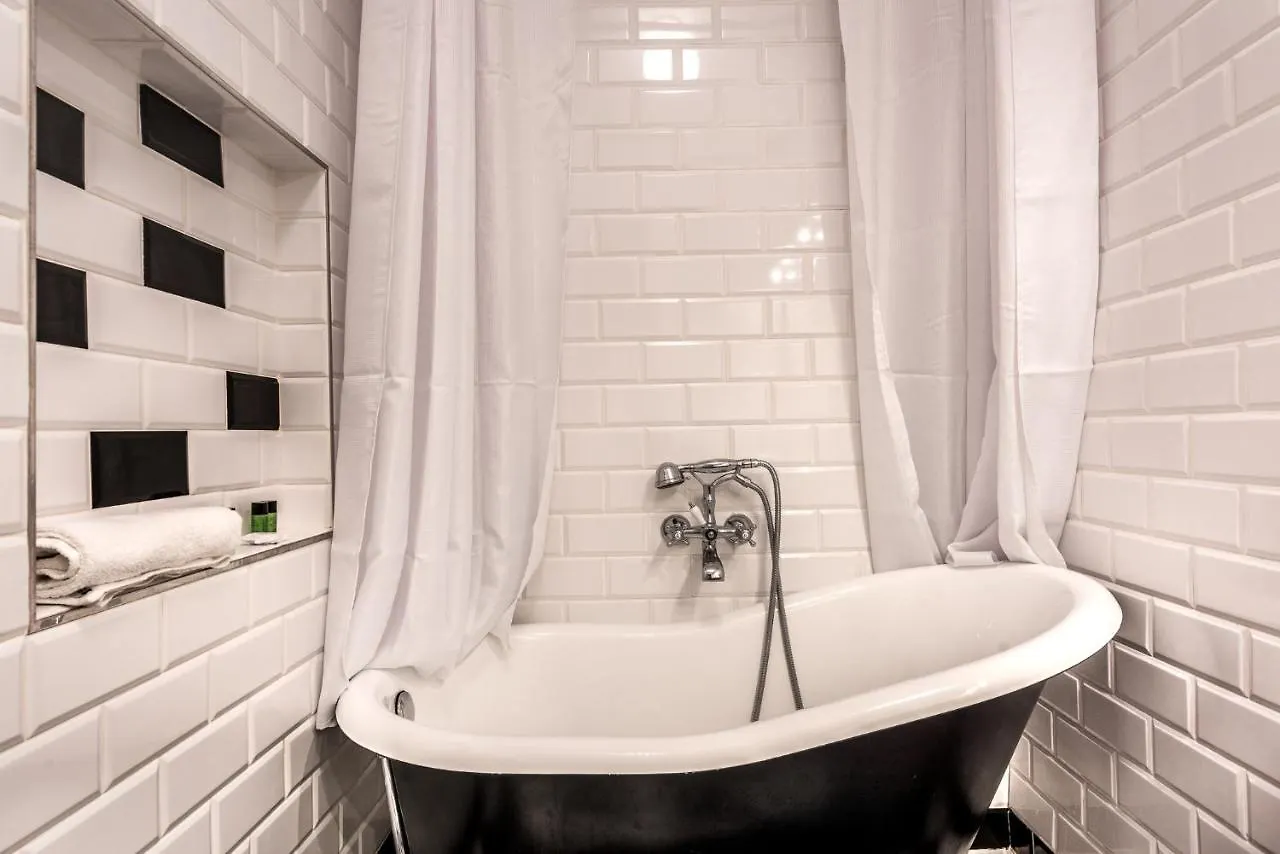 Outstanding Apartment - 8 Guests Between Tour Eiffel And Invalides Parijs